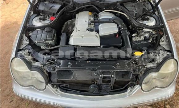 Dieundeu Occasion Mercedes-Benz C180 coupe Other Auto in Banjul in Banjul Dieundeu Occasion Mercedes-Benz C180 coupe Other Auto in Banjul in Banjul