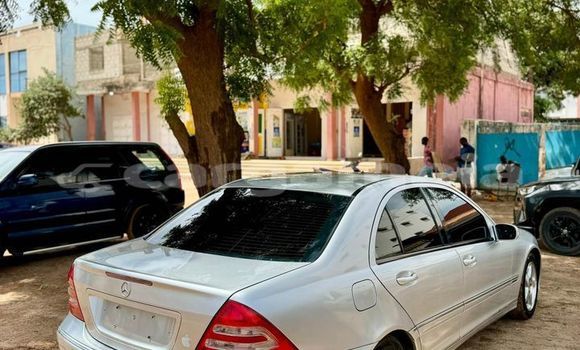 Acheter Occasion Voiture Chevrolet Beretta Rouge à Banjul, Banjul Acheter Occasion Voiture Chevrolet Beretta Rouge à Banjul, Banjul
