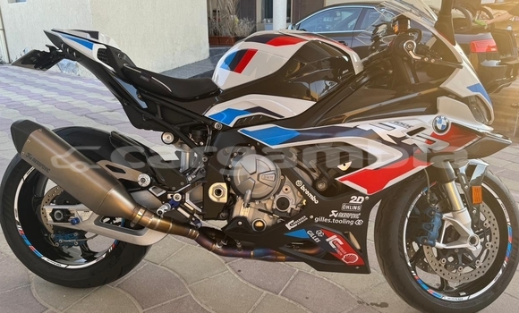 Buy Used BMW S 1000 Blue Bike in Banjul in Banjul Buy Used BMW S 1000 Blue Bike in Banjul in Banjul