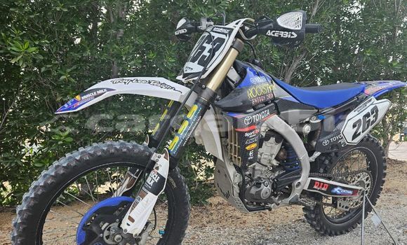Buy Used Yamaha YZ450F Blue Bike in Banjul in Banjul Buy Used Yamaha YZ450F Blue Bike in Banjul in Banjul