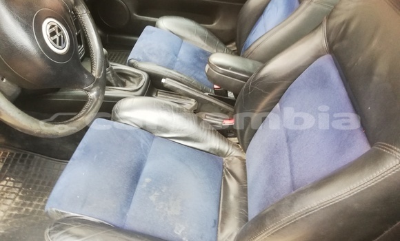 Acheter Occasion Voiture Volkswagen Passat Gris à Serekunda, Kanifing Acheter Occasion Voiture Volkswagen Passat Gris à Serekunda, Kanifing