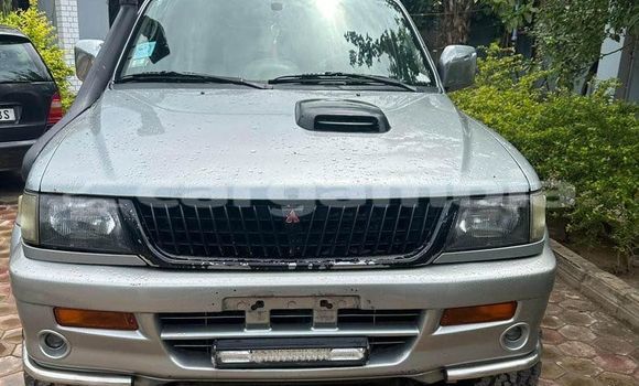 اشتري مستعمل Mitsubishi Montero Other سيارة في Basse في Basse