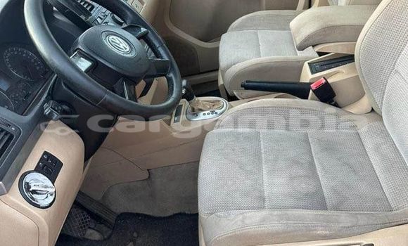 اشتري مستعمل Volkswagen Touran Black سيارة في Brikama في Brikama اشتري مستعمل Volkswagen Touran Black سيارة في Brikama في Brikama