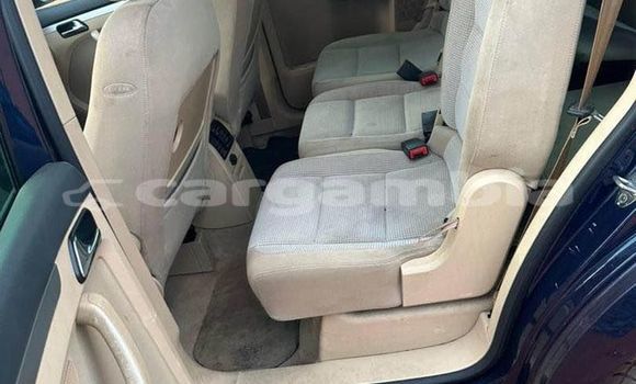 اشتري مستعمل Volkswagen Touran Black سيارة في Brikama في Brikama اشتري مستعمل Volkswagen Touran Black سيارة في Brikama في Brikama