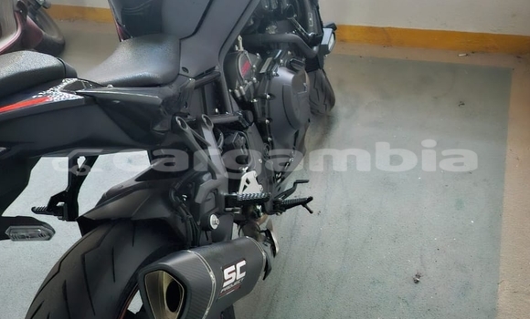 Buy Used Kawasaki Z Black Bike in Banjul in Banjul Buy Used Kawasaki Z Black Bike in Banjul in Banjul