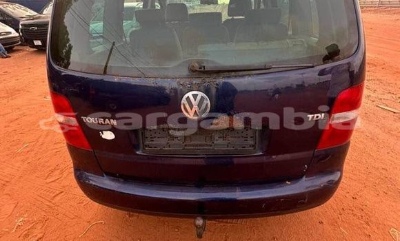 اشتري مستعمل Volkswagen Touran Black سيارة في Brikama في Brikama اشتري مستعمل Volkswagen Touran Black سيارة في Brikama في Brikama