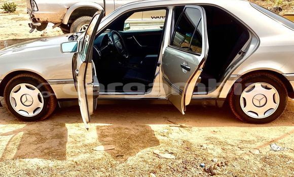 اشتري مستعمل Mercedes-Benz C-Classe Other سيارة في Banjul في Banjul اشتري مستعمل Mercedes-Benz C-Classe Other سيارة في Banjul في Banjul