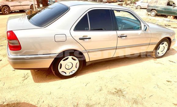 اشتري مستعمل Mercedes-Benz C-Classe Other سيارة في Banjul في Banjul اشتري مستعمل Mercedes-Benz C-Classe Other سيارة في Banjul في Banjul