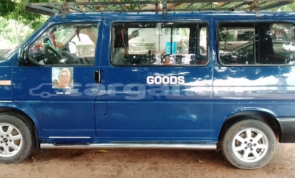 Acheter Occasion Voiture Volkswagen Golf Sportsvan Bleu à Lamin, Kerewan Acheter Occasion Voiture Volkswagen Golf Sportsvan Bleu à Lamin, Kerewan