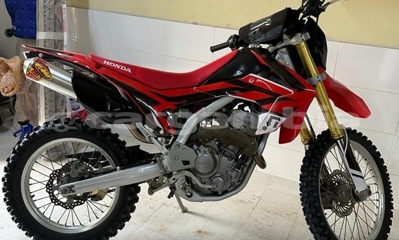 Buy Used Honda CRF Red Bike in Banjul in Banjul Buy Used Honda CRF Red Bike in Banjul in Banjul