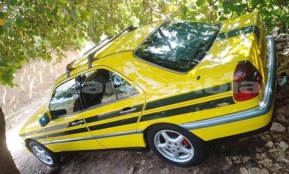 Acheter Occasion Voiture Mercedes-Benz C-Classe Autre à Banjul, Banjul Acheter Occasion Voiture Mercedes-Benz C-Classe Autre à Banjul, Banjul