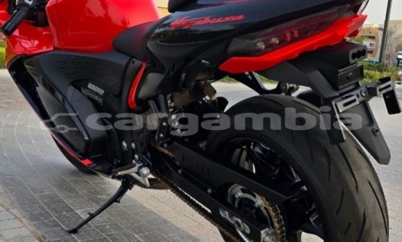 Buy Used Suzuki HAYABUSA Red Bike in Banjul in Banjul Buy Used Suzuki HAYABUSA Red Bike in Banjul in Banjul