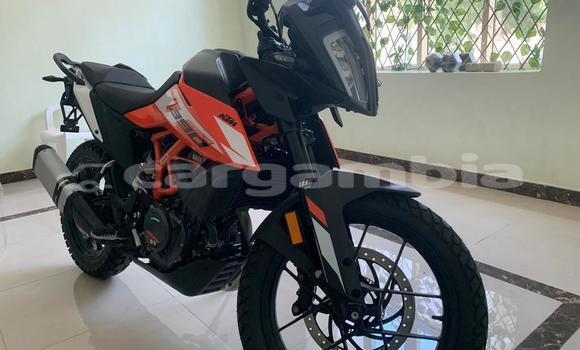 اشتري مستعمل KTM Duke Black دراجة نارية في Banjul في Banjul