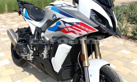 اشتري مستعمل BMW S 1000 White دراجة نارية في Banjul في Banjul اشتري مستعمل BMW S 1000 White دراجة نارية في Banjul في Banjul