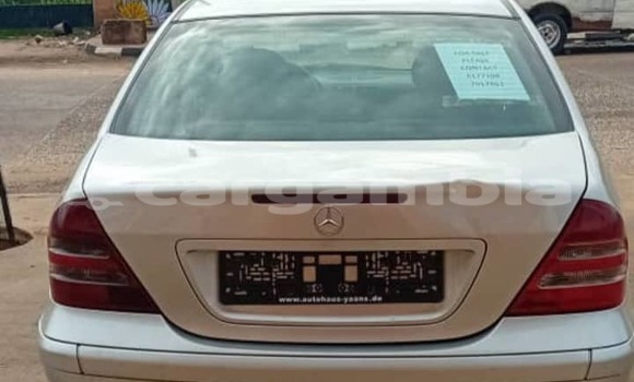 Acheter Import Voiture Mercedes-Benz C-Classe Gris à Banjul, Banjul Acheter Import Voiture Mercedes-Benz C-Classe Gris à Banjul, Banjul