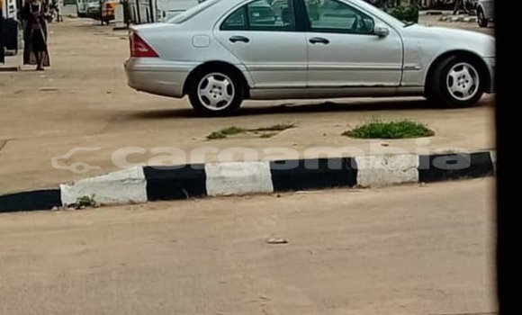Acheter Import Voiture Mercedes-Benz C-Classe Gris à Banjul, Banjul Acheter Import Voiture Mercedes-Benz C-Classe Gris à Banjul, Banjul
