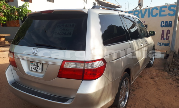 Buy Import Honda Odyssey Silver Car in Banjul in Banjul Buy Import Honda Odyssey Silver Car in Banjul in Banjul