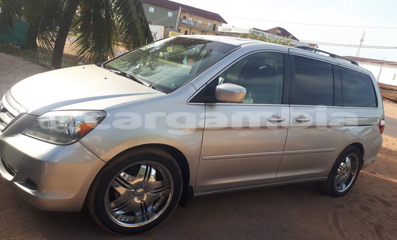 Buy Import Honda Odyssey Silver Car in Banjul in Banjul Buy Import Honda Odyssey Silver Car in Banjul in Banjul