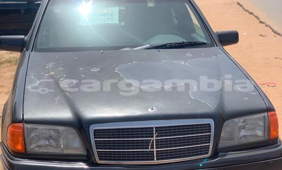 اشتري Imported Mercedes-Benz C-Classe Black سيارة في Bakau في Kanifing اشتري Imported Mercedes-Benz C-Classe Black سيارة في Bakau في Kanifing