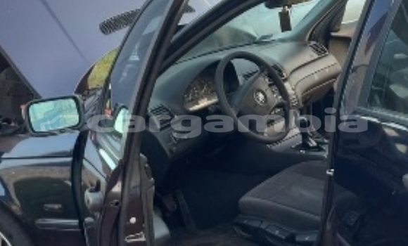 اشتري Imported BMW 3–Series Blue سيارة في Bakau في Kanifing اشتري Imported BMW 3–Series Blue سيارة في Bakau في Kanifing