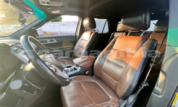 Buy Import Ford Explorer Black Car in Bakau in Kanifing Buy Import Ford Explorer Black Car in Bakau in Kanifing