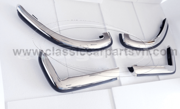 Dieundeu Ferrari Dino 246 GTs in Bansang in Janjanbureh Dieundeu Ferrari Dino 246 GTs in Bansang in Janjanbureh