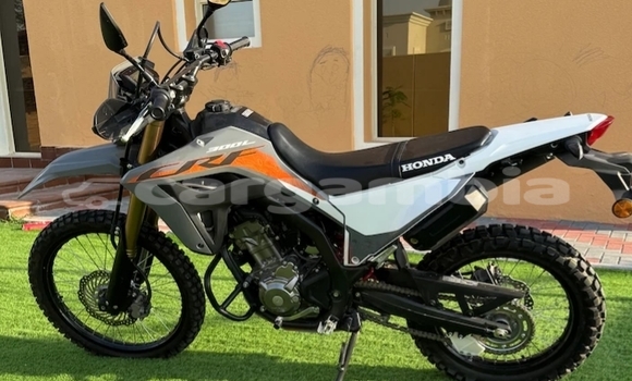 Dieundeu Occasion Honda CRF Beige Bike in Banjul in Banjul Dieundeu Occasion Honda CRF Beige Bike in Banjul in Banjul