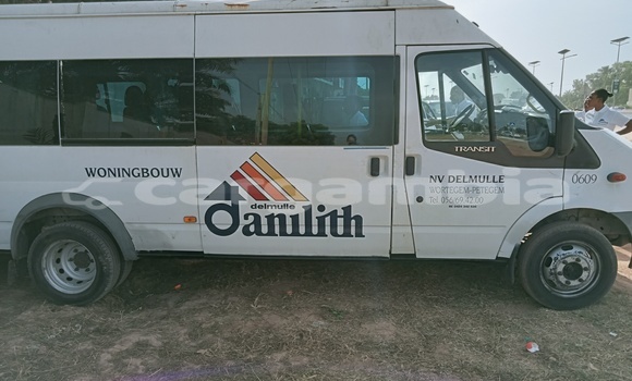 Dieundeu Imported Ford E–Series Van White Auto in Serekunda in Kanifing