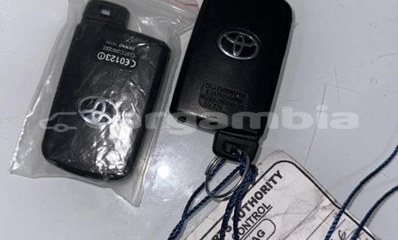 Buy Import Toyota Tacoma Silver Car in Bakau in Kanifing Buy Import Toyota Tacoma Silver Car in Bakau in Kanifing