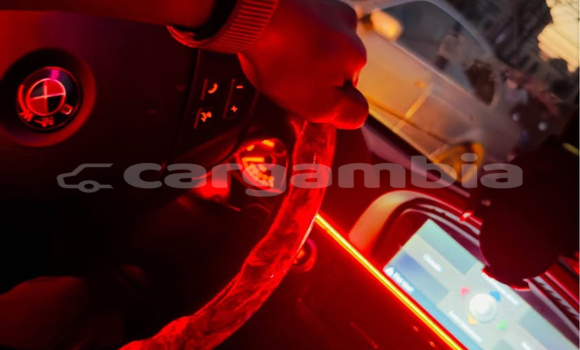 Buy Import BMW 3–Series White Car in Banjul in Banjul Buy Import BMW 3–Series White Car in Banjul in Banjul