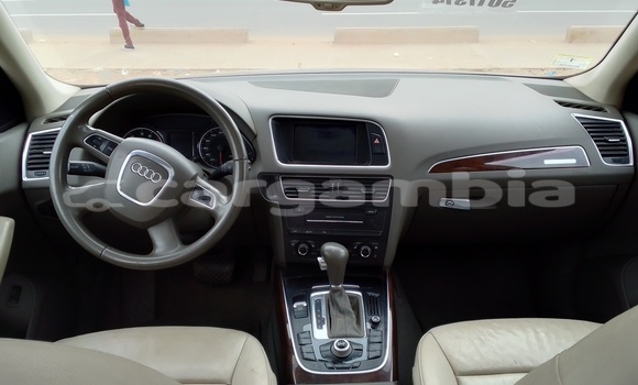 Acheter Import Voiture Audi A5 Bleu à Sukuta, Brikama Acheter Import Voiture Audi A5 Bleu à Sukuta, Brikama