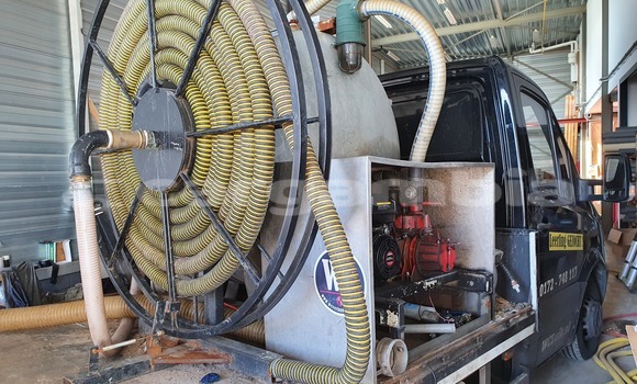 Buy Import Mercedes‒Benz Sprinter Black Truck in Bakau in Kanifing Buy Import Mercedes‒Benz Sprinter Black Truck in Bakau in Kanifing