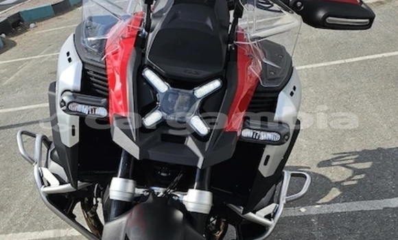 Dieundeu Occasion BMW R1200GS Adventure Red Bike in Banjul in Banjul Dieundeu Occasion BMW R1200GS Adventure Red Bike in Banjul in Banjul