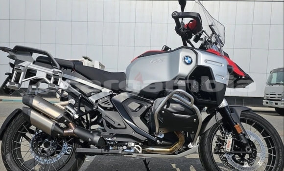 Dieundeu Occasion BMW R1200GS Adventure Red Bike in Banjul in Banjul Dieundeu Occasion BMW R1200GS Adventure Red Bike in Banjul in Banjul