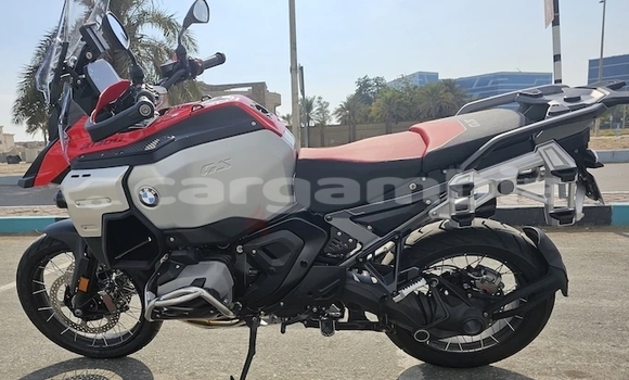 Dieundeu Occasion BMW R1200GS Adventure Red Bike in Banjul in Banjul Dieundeu Occasion BMW R1200GS Adventure Red Bike in Banjul in Banjul