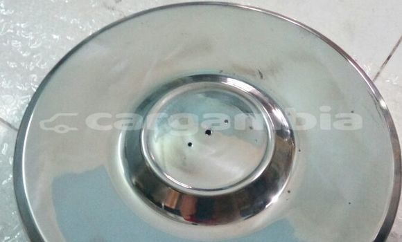 اشتري Opel Hubcap في Banjul في Banjul اشتري Opel Hubcap في Banjul في Banjul