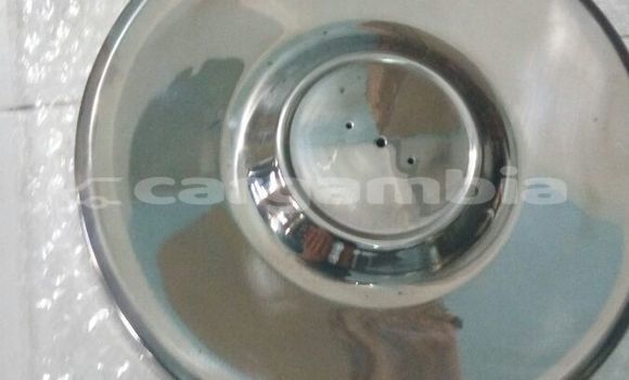 اشتري Opel Hubcap في Banjul في Banjul اشتري Opel Hubcap في Banjul في Banjul