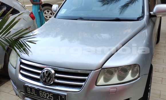 Dieundeu Occasion Volkswagen Touareg Beige Auto in Sukuta in Brikama