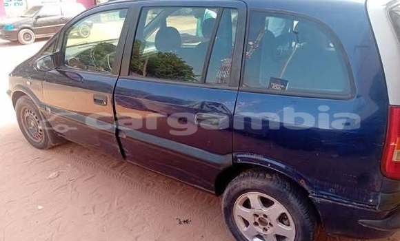 اشتري مستعمل Opel Zafira Other سيارة في Banjul في Banjul