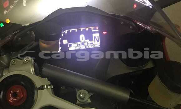 Dieundeu Occasion Ducati Panigale Red Bike in Serekunda in Kanifing Dieundeu Occasion Ducati Panigale Red Bike in Serekunda in Kanifing