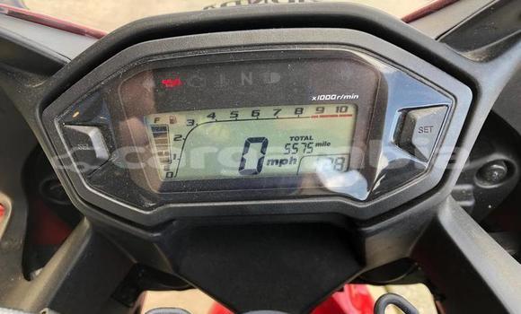 Acheter Occasion Moto Honda CBR Rouge à Bansang, Janjanbureh Acheter Occasion Moto Honda CBR Rouge à Bansang, Janjanbureh
