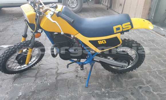 Dieundeu Occasion Suzuki DR Other Bike in Bakau in Kanifing Dieundeu Occasion Suzuki DR Other Bike in Bakau in Kanifing