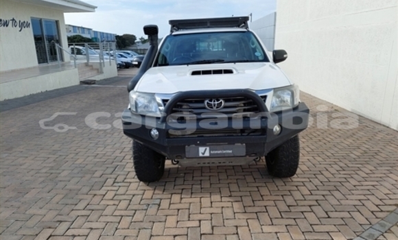 Buy Used Toyota Hilux White Car in Banjul in Banjul Buy Used Toyota Hilux White Car in Banjul in Banjul