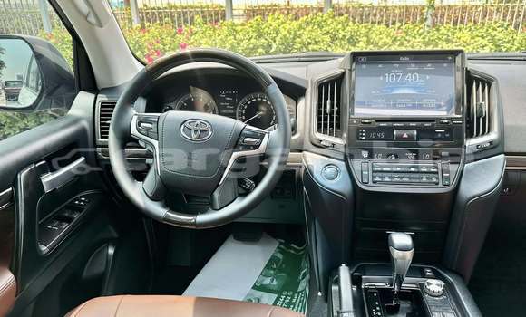 Buy Used Toyota Land Cruiser White Car in Bansang in Janjanbureh Buy Used Toyota Land Cruiser White Car in Bansang in Janjanbureh