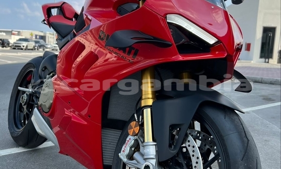 Dieundeu Occasion Ducati Panigale Red Bike in Banjul in Banjul