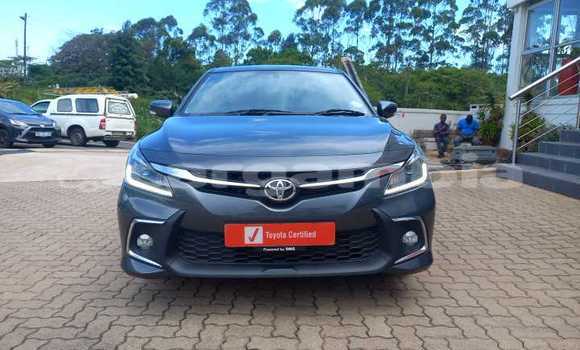 Buy Used Toyota Starlet Blue Car in Banjul in Banjul Buy Used Toyota Starlet Blue Car in Banjul in Banjul