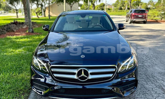 Buy Used Mercedes-Benz E-Classe Blue Car in Banjul in Banjul Buy Used Mercedes-Benz E-Classe Blue Car in Banjul in Banjul