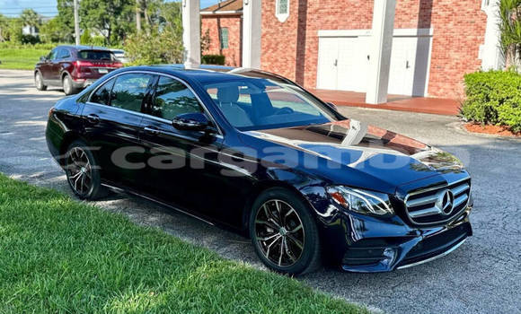 Buy Used Mercedes-Benz E-Classe Blue Car in Banjul in Banjul Buy Used Mercedes-Benz E-Classe Blue Car in Banjul in Banjul