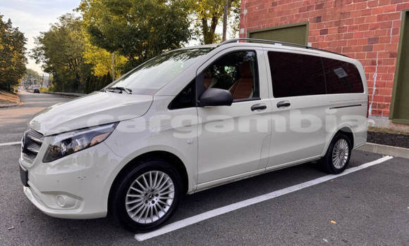Buy Used Mercedes-Benz Vito White Car in Banjul in Banjul Buy Used Mercedes-Benz Vito White Car in Banjul in Banjul