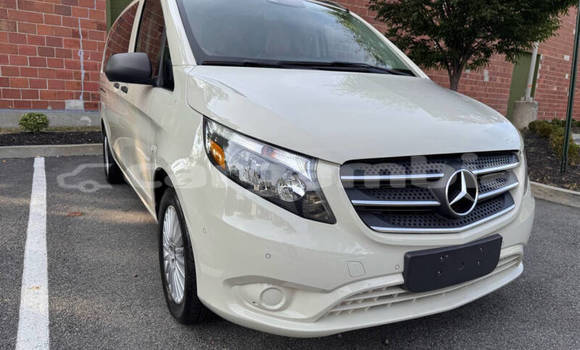 Buy Used Mercedes-Benz Vito White Car in Banjul in Banjul Buy Used Mercedes-Benz Vito White Car in Banjul in Banjul